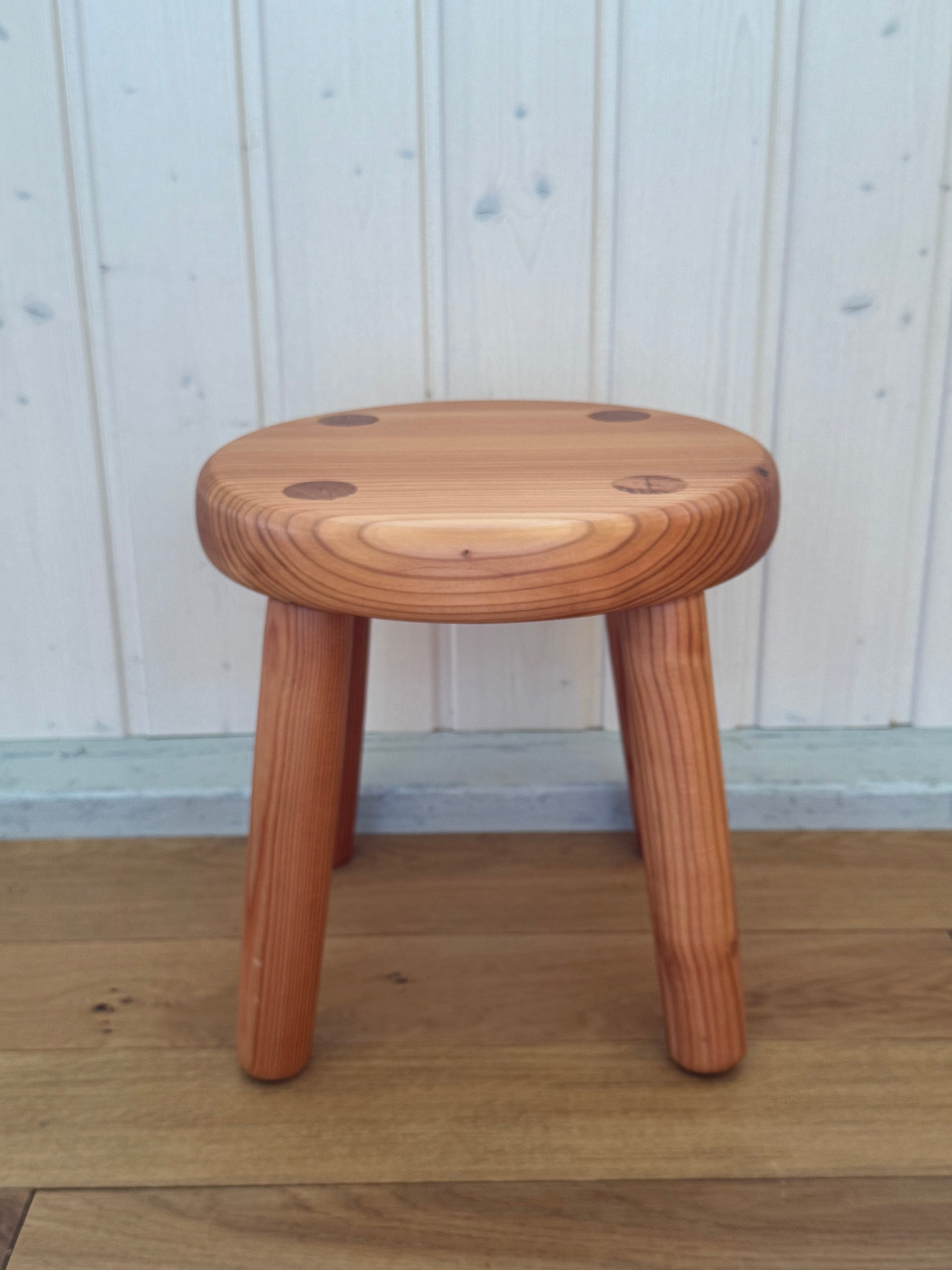 Wood Stool (3- or 4-Legged)